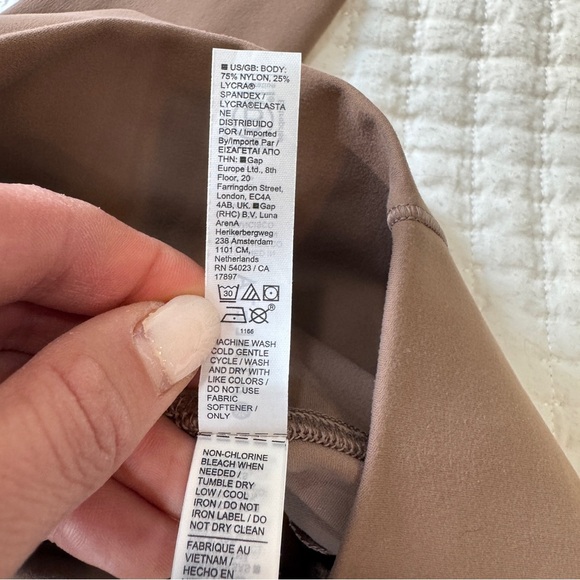 Athleta Salutation Stash High Rise 7/8 Legging - Picture 10 of 11